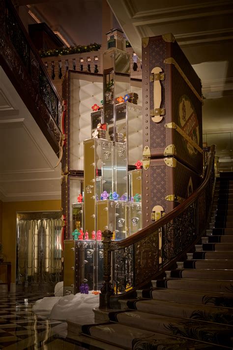 claridges louis vuitton christmas tree|claridge's tree trunks.